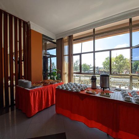 Top Ten Hotel Addis Ababa Exterior photo