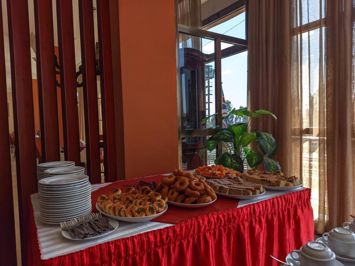 Top Ten Hotel Addis Ababa Exterior photo