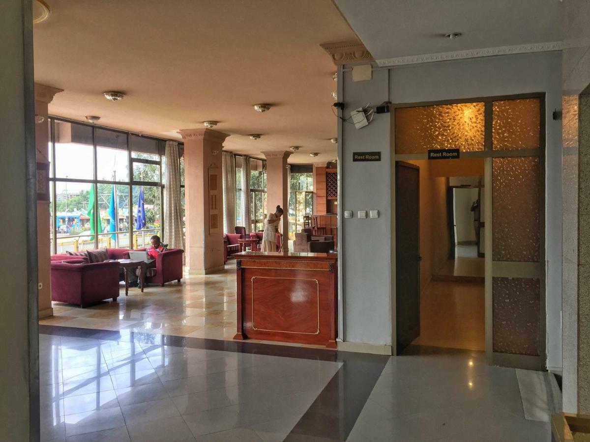 Top Ten Hotel Addis Ababa Exterior photo