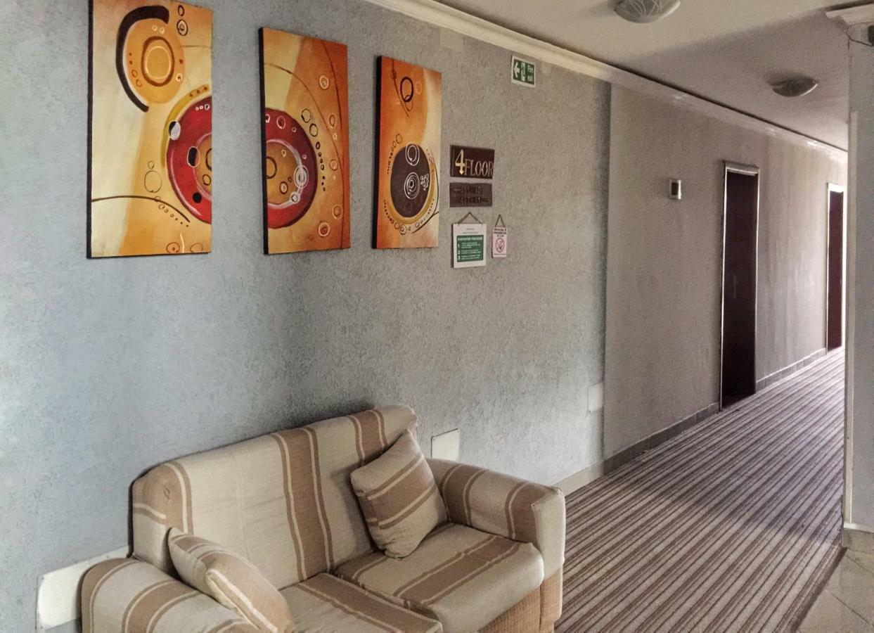 Top Ten Hotel Addis Ababa Exterior photo